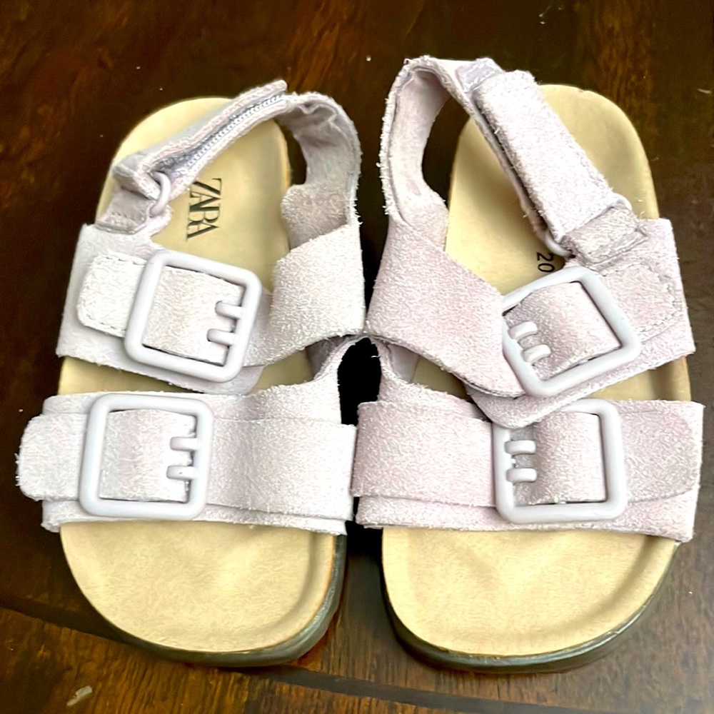 Zara Sandals. Purple. Size 20/ 4 US